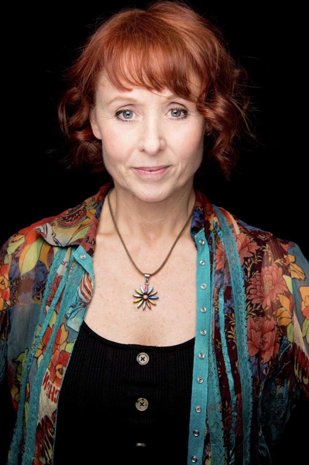 HeadshotSueEllenS.jpg - small